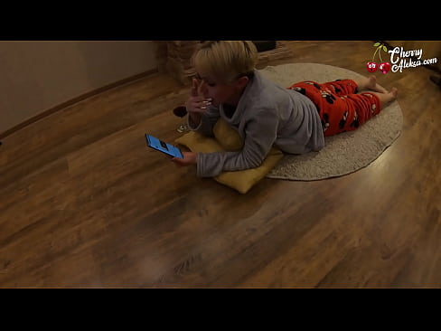 ❤️ Traks Blondīne sūc milzīgu locekli sūc un lēkā uz tā - anālais sekss ❤ Slepkavas pie mums ️❤